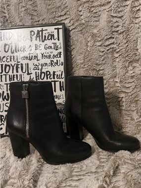 Michael Kors Margaret Ankle Boots with Side Zip and almond toe